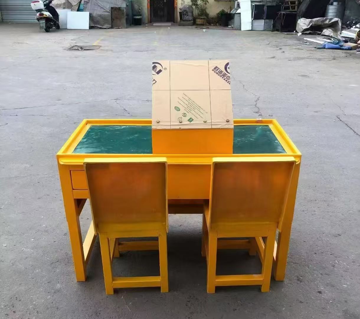 郊区防静电导通桌井下煤矿火工品发放桌：危险品流转的安全守护者